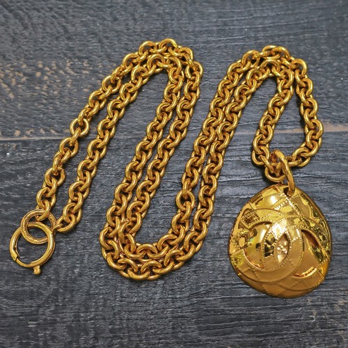 Chanel placcato oro - cc, logos
