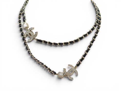 Nuova collana chanel saltatore - chanel,