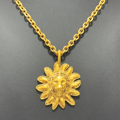 Collana medaglia leone - , chanel